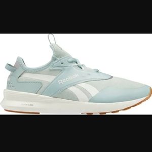 Reebok Spark Running Shoe NWB Womens Size 6.5 Mint Green